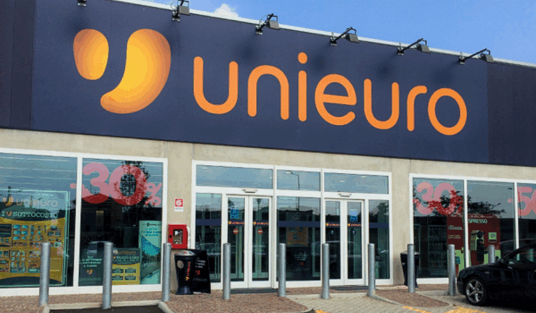 Offerta di Lavoro come Cassiere/a presso Unieuro: Come Candidarsi